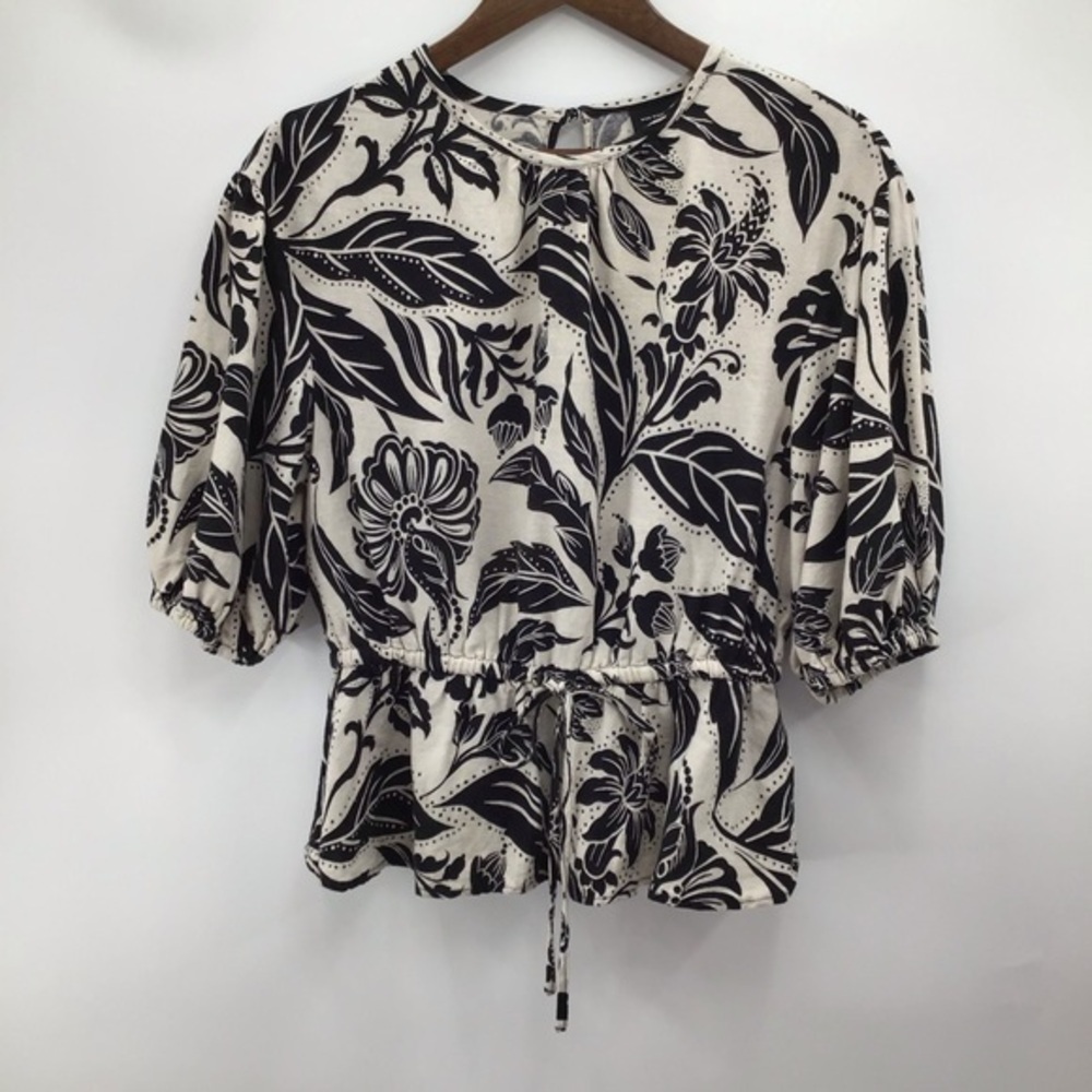 Who What Wear Black and Cream Floral Blouse